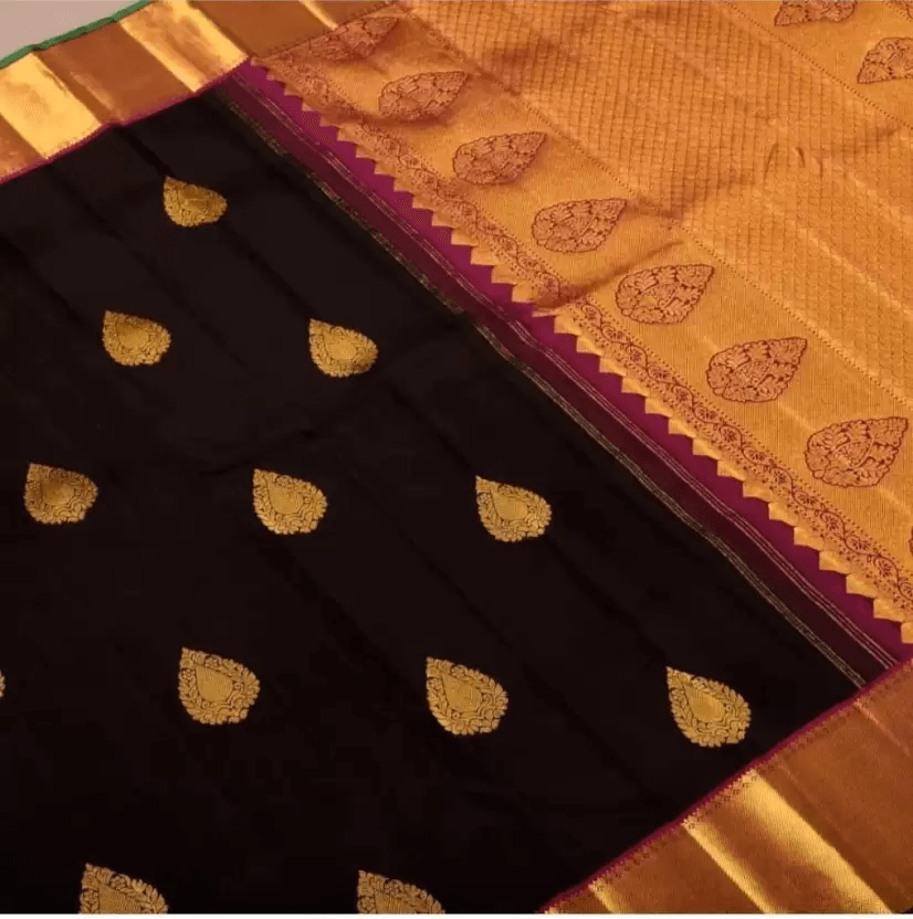 Midnight Charm: Elegant Black Saree with Pan Leaf Design - Outfit Odessey