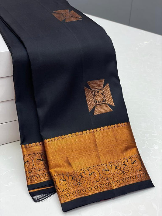 Gorgeous Black: Elegant Saree with Tower Design - Outfit Odessey