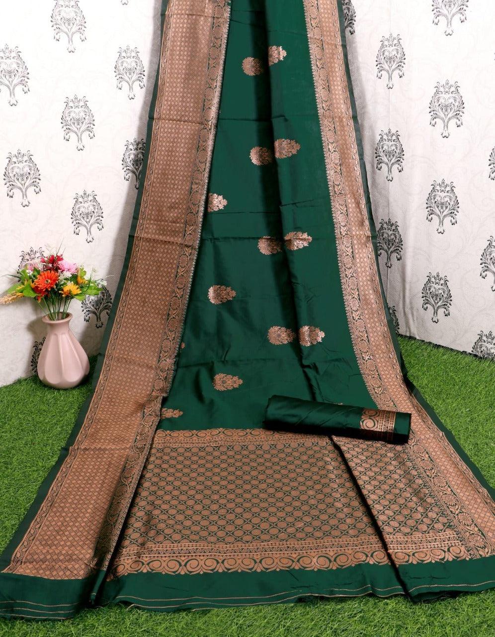 Radiant Green Saree with Charming Pink Palla - Outfit Odessey