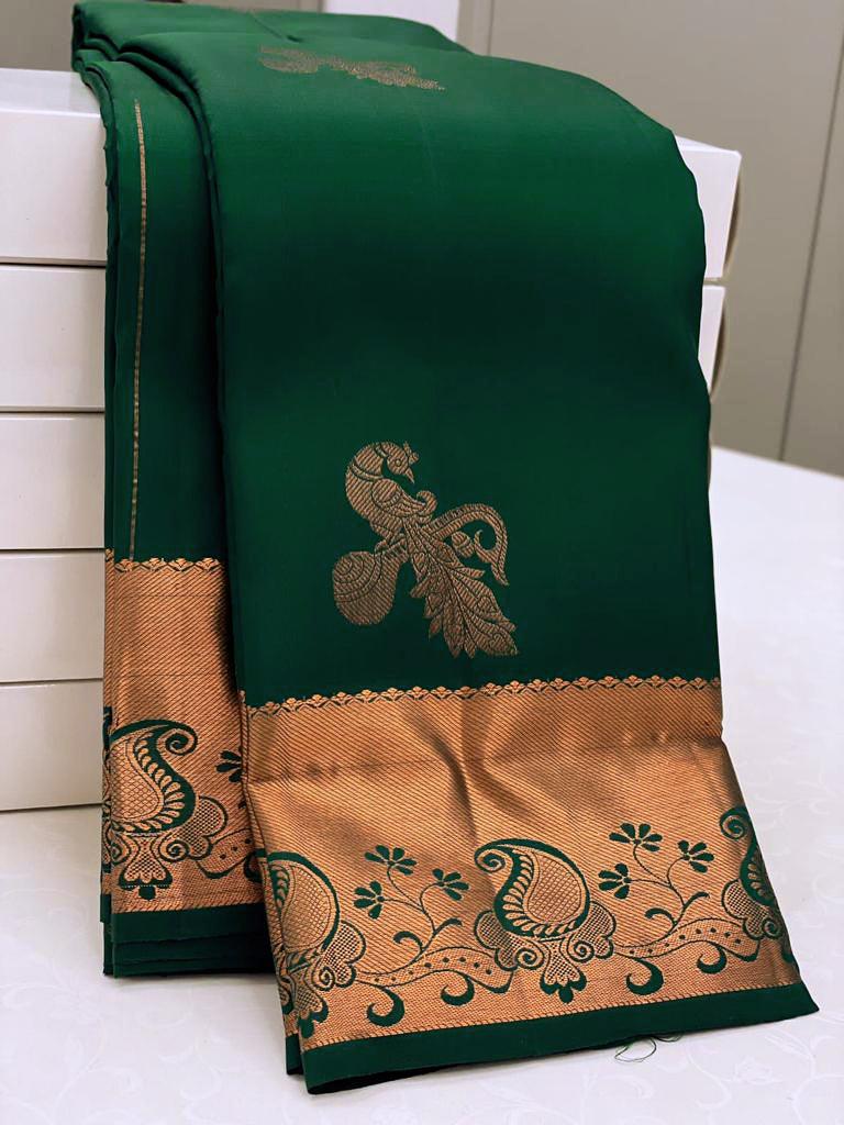 Elegant Green: Graceful Peacock Motif Saree - Outfit Odessey